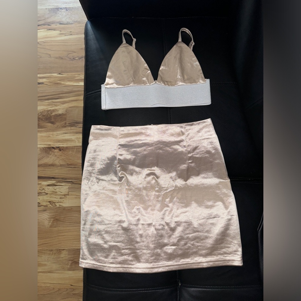 2 piece set
